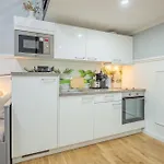 アパート Large 3br - 1 - Sleeps 8 - Elevator - Self Check In プラハ