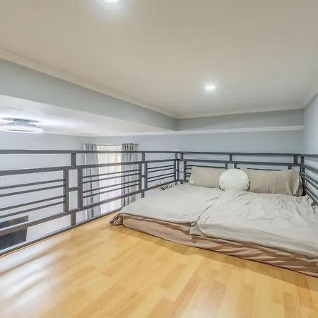 Large 3br - 1 - Sleeps 8 - Elevator - Self Check In Apartamento Praga