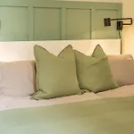 Apartmán Large 3br - 1 - Sleeps 8 - Elevator - Self Check In Praha